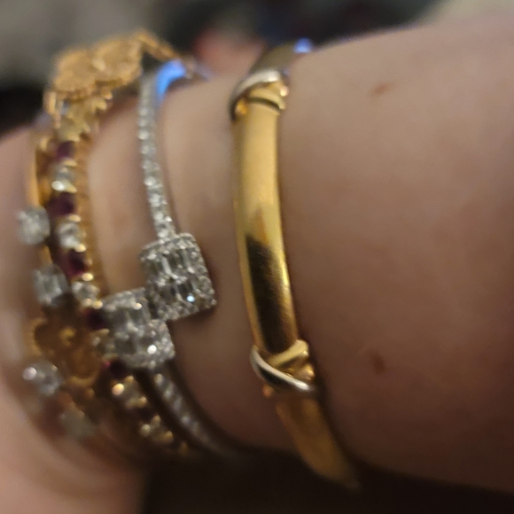 100% Authentic Cartier Tri Color Love Bangle - Picture 4 of 4